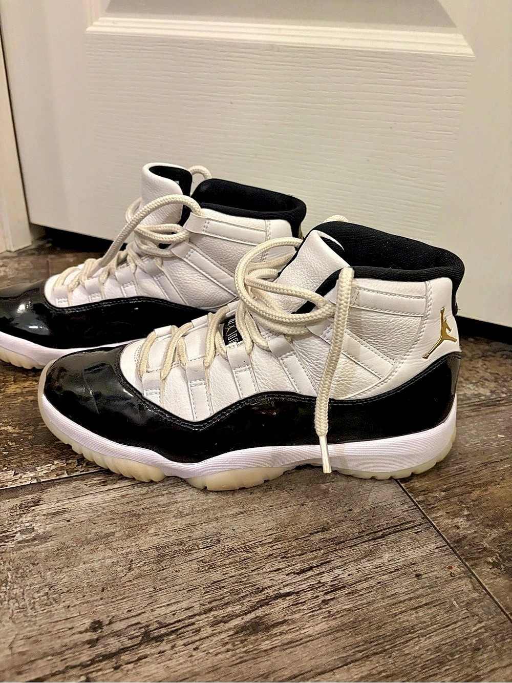 Jordan Air Jordan 11 Retro "Gratitude / DMP" White & Black Sneakers